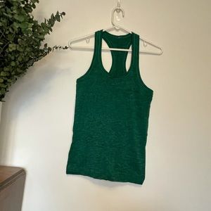 Lululemon green running tank size 6